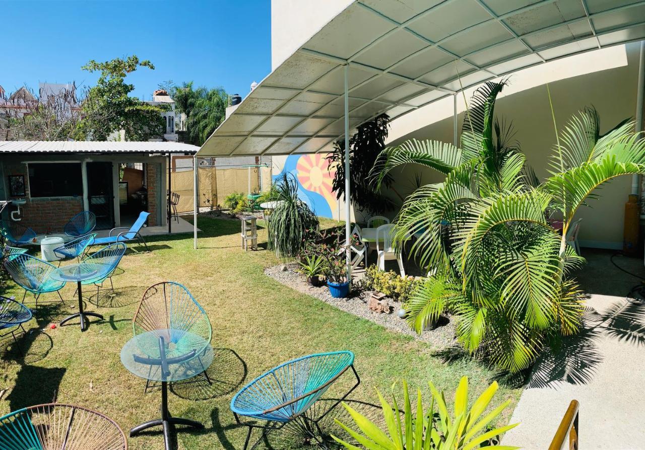 Hostal Bucerías Exterior photo